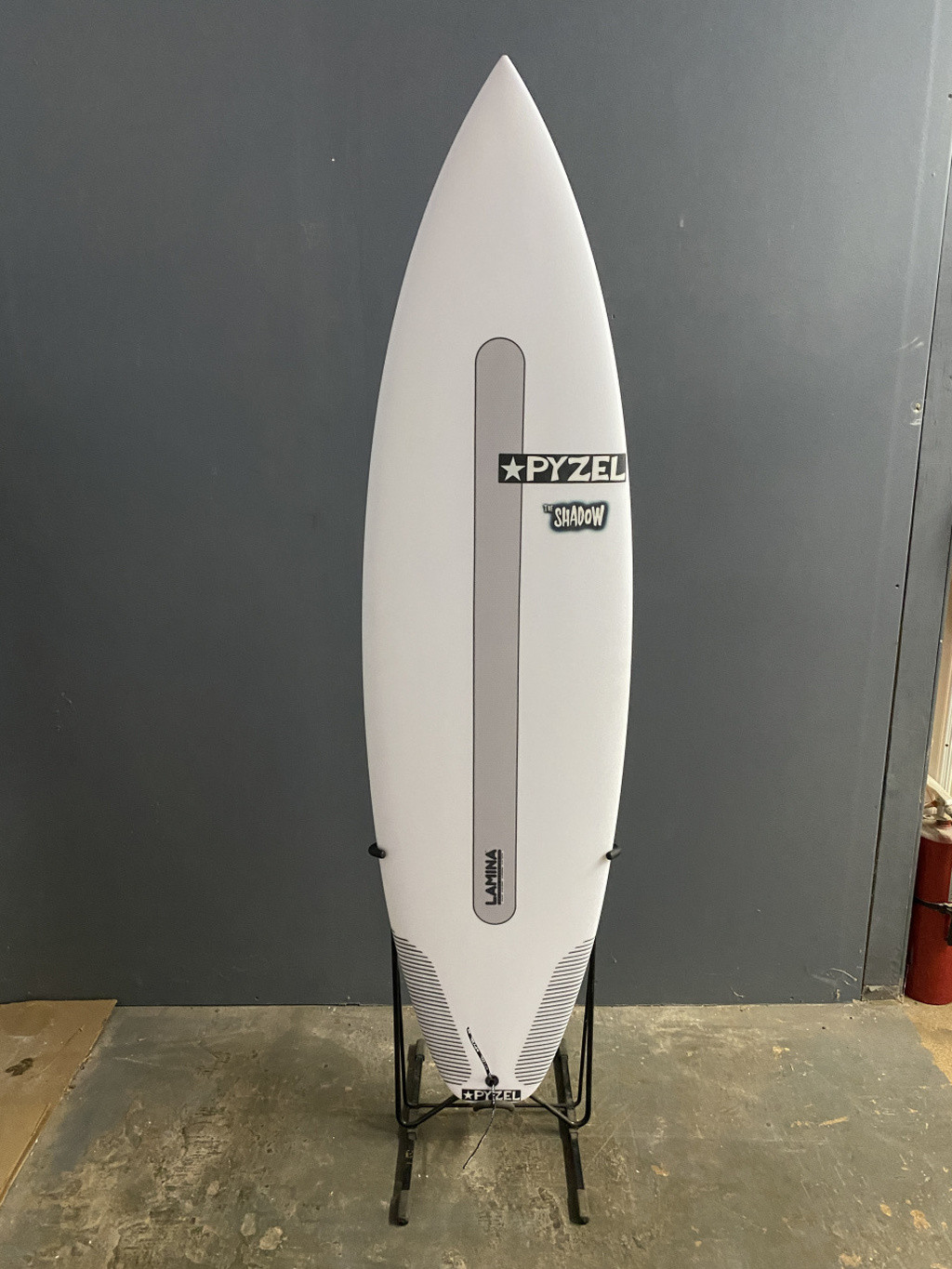 www.pyzelsurfboards.com